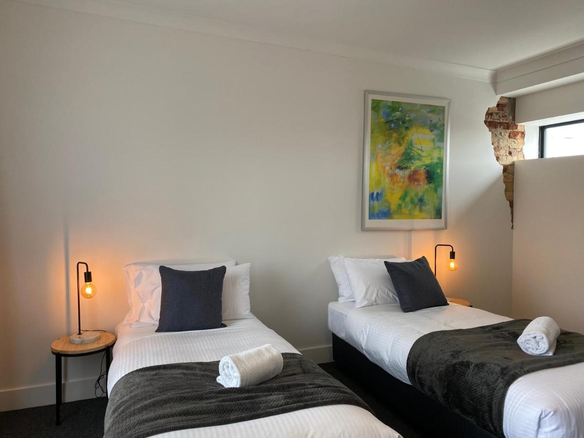 גולבורן The Astor Hotel Motel מראה חיצוני תמונה