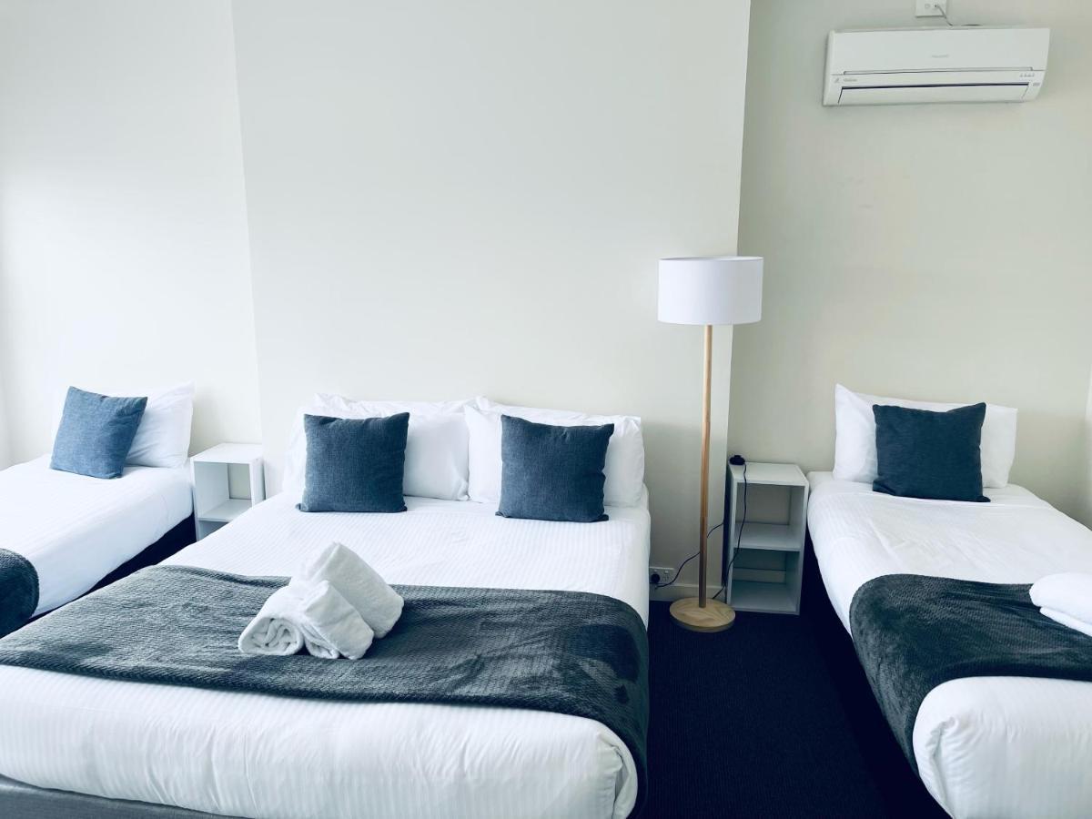גולבורן The Astor Hotel Motel מראה חיצוני תמונה