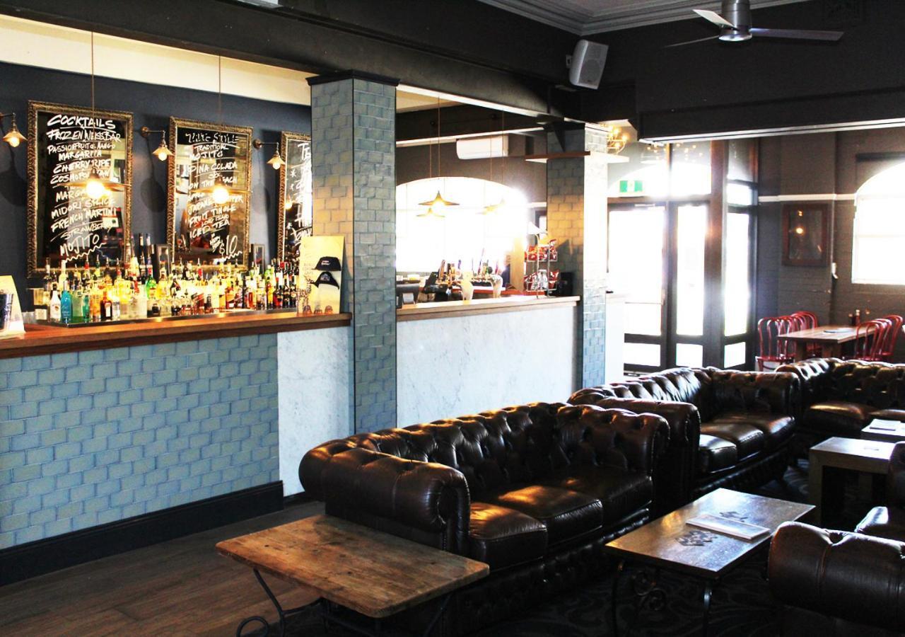 גולבורן The Astor Hotel Motel מראה חיצוני תמונה